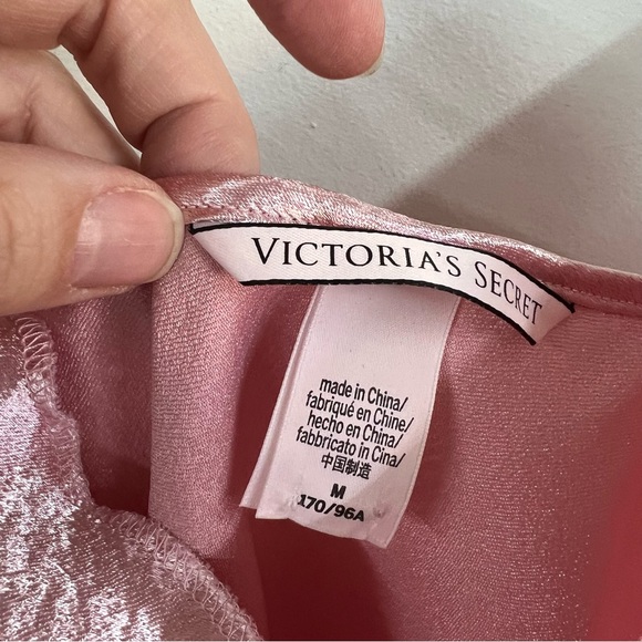 Victoria’s Secret Cowl Neck Satin Pajama Set - Picture 7 of 11